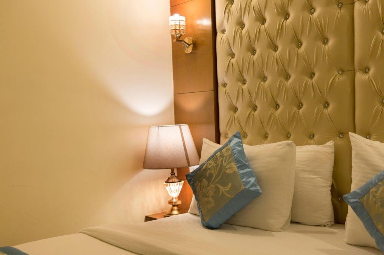 Hotel Viva Palace By Opo Νέο Δελχί Εξωτερικό φωτογραφία